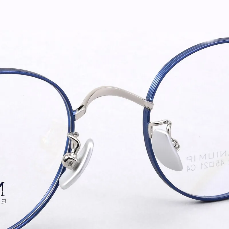 Zirosat Unisex Eyeglasses Frame Pure Titanium 88302